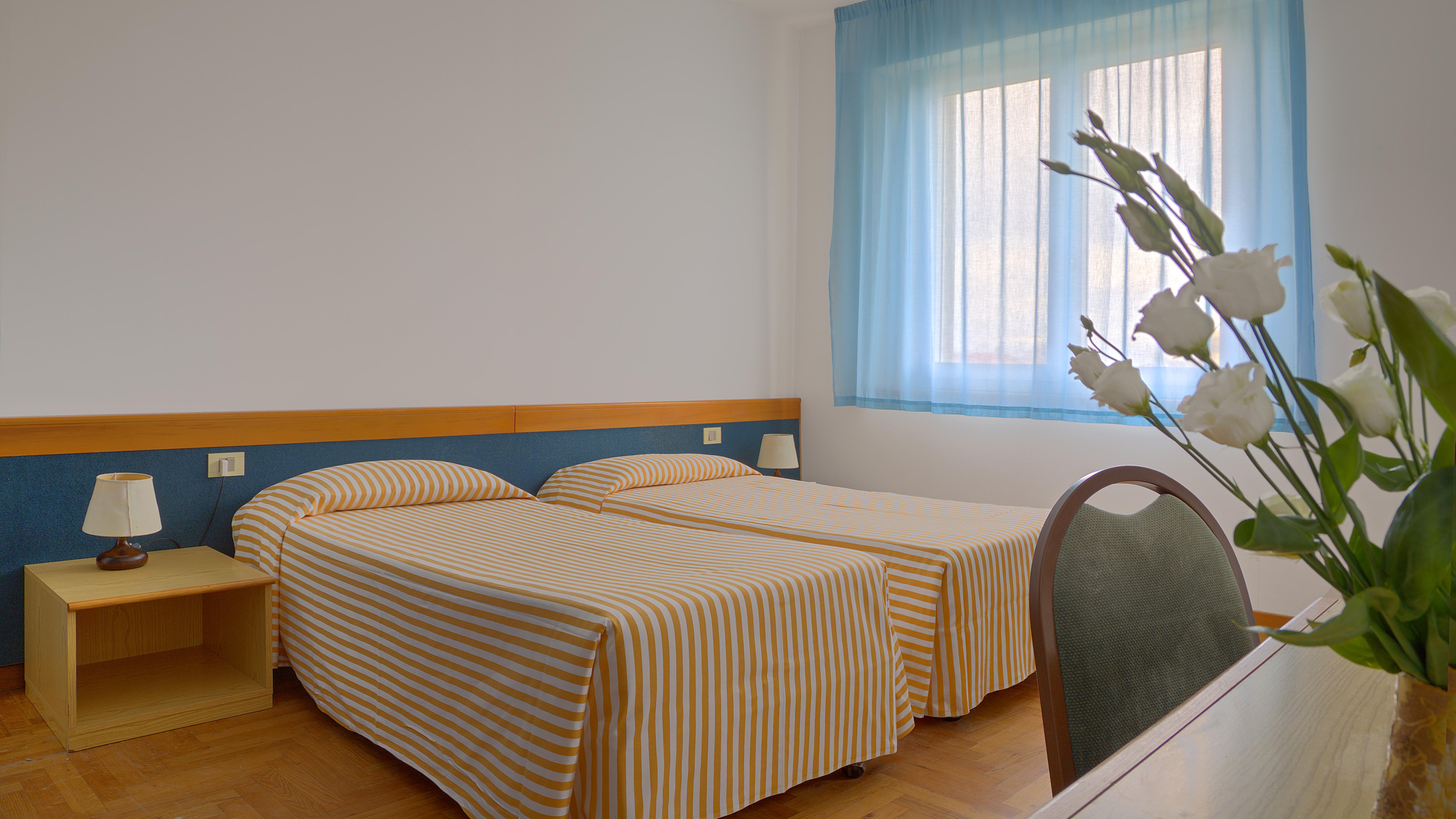 Hotel Mistral Oristano Exterior foto