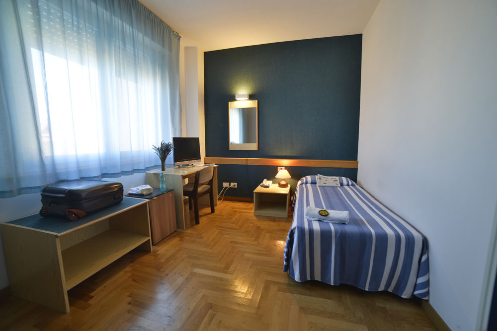 Hotel Mistral Oristano Exterior foto